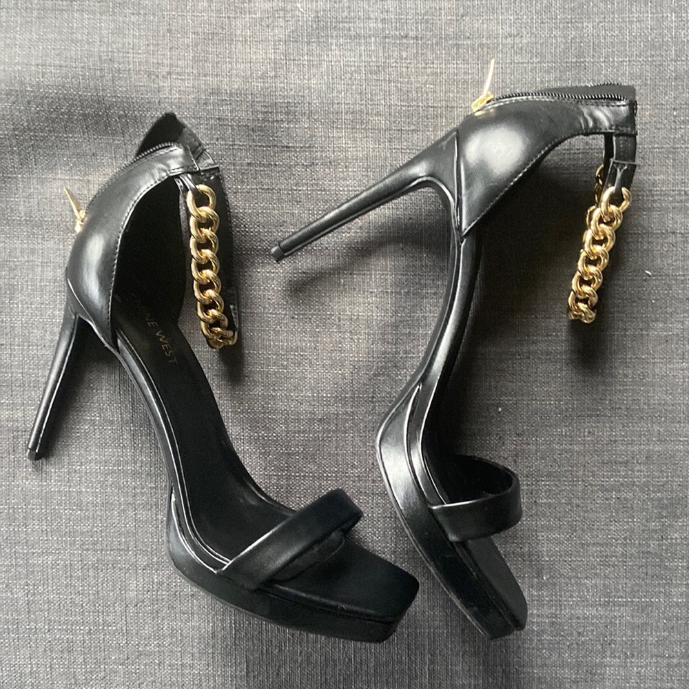 Sexy black Nine West pumps
